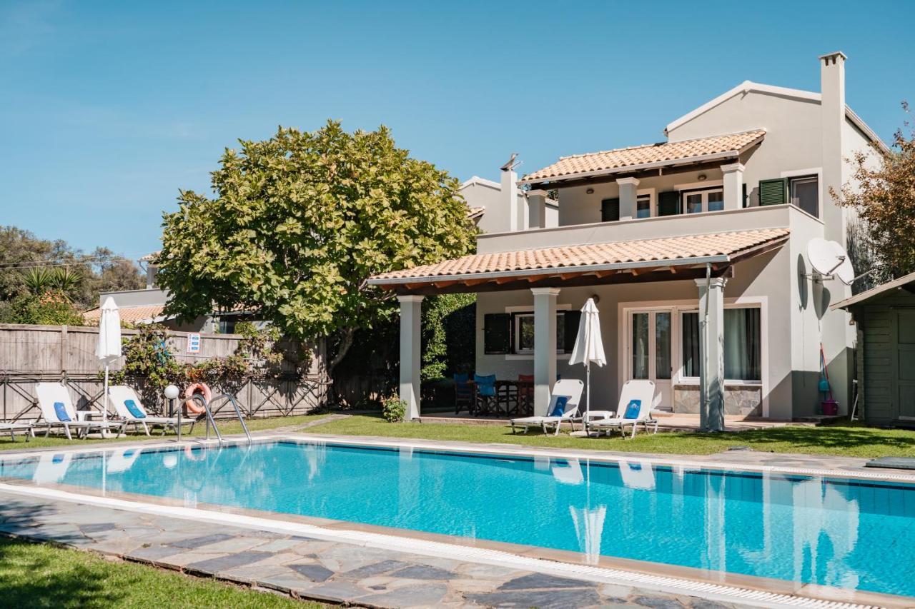 Pyramid City Villas Agios Spyridon  Eksteriør billede